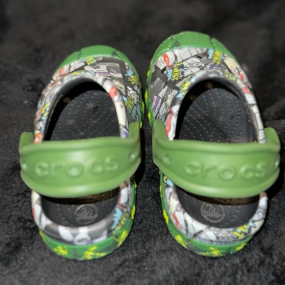 CROCS BUMP IT TMNT CLOG Yth's (M) Black Croslite Slip-On Clogs - Picture 4 of 9